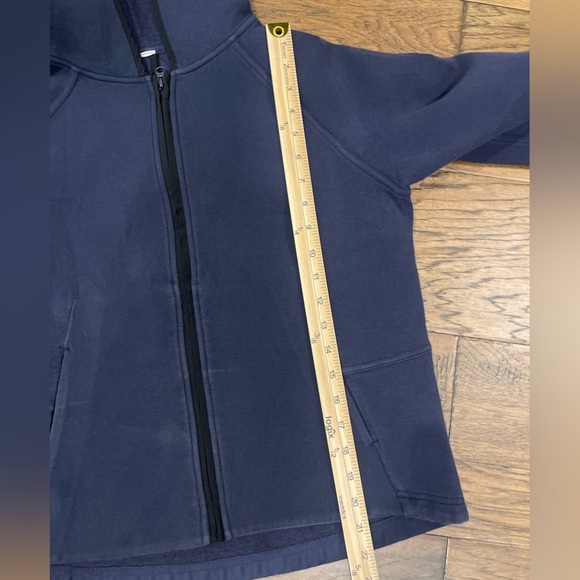 Lululemon City Bound Full Zip Jacket Size 8 Navy Blue w/Black trim - Picture 9 of 11